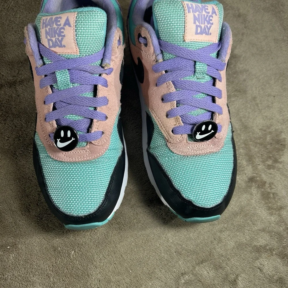 Nike Air Max 1 Have A Nike Day Youth 7Y Womens 8.5 Smiley Face AT8131-001